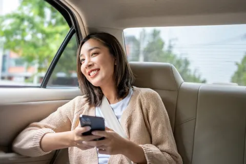 Same-day parcel delivery service in Melbourne