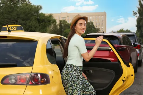 Eltham taxi for Melbourne Airport transfers