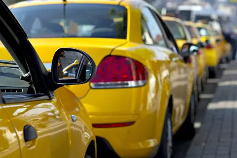 Taxi pickup from Melbourne cruise terminal